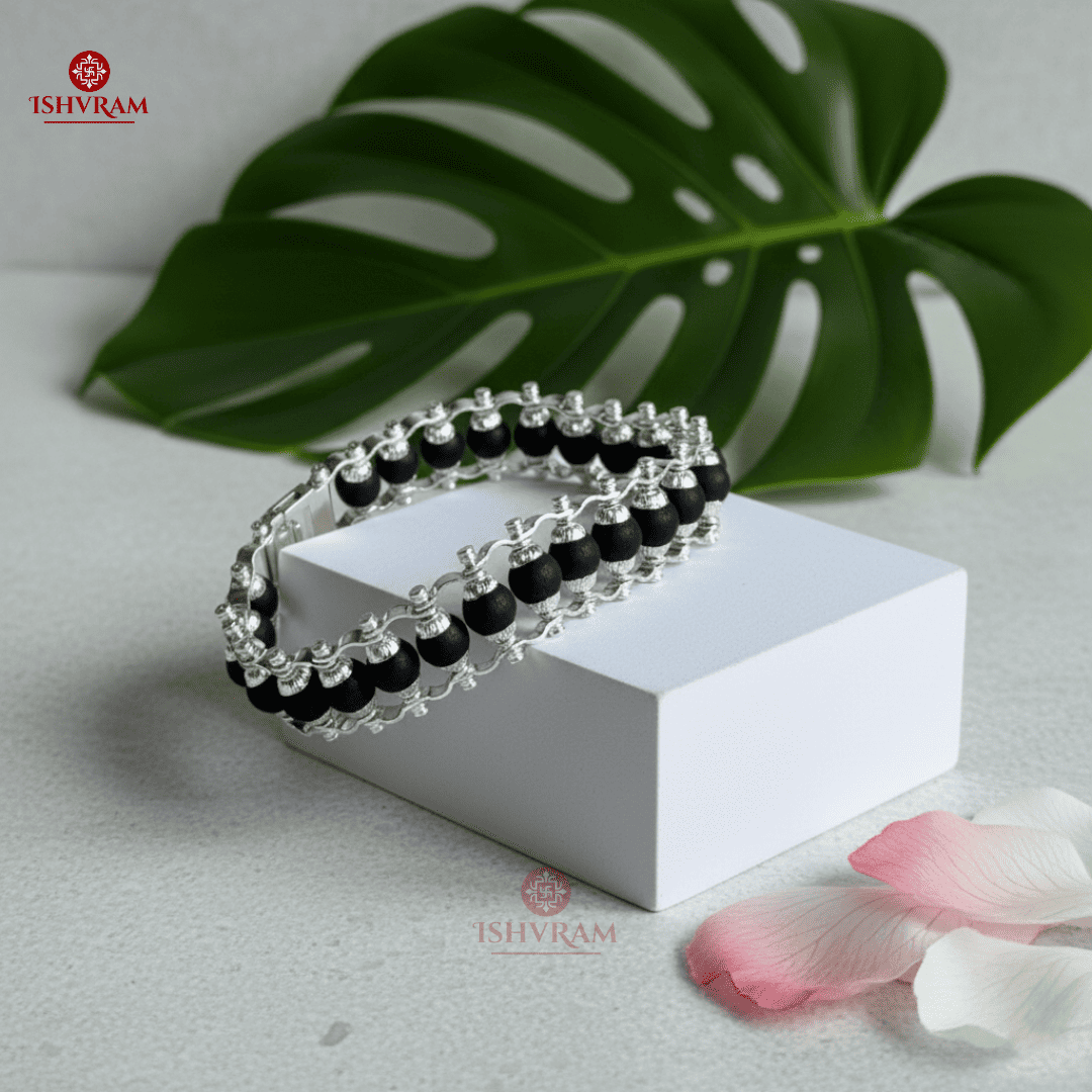 Karungali Bracelet – Natural Protective Charm