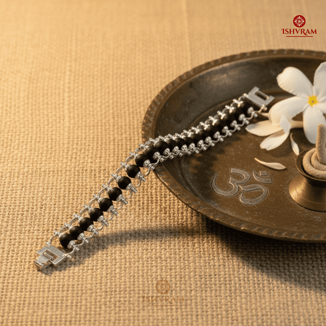 Karungali Bracelet – Natural Protective Charm